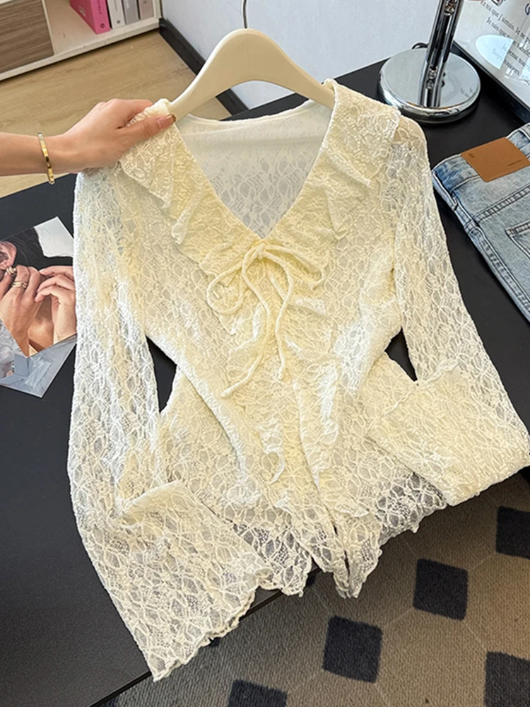 

Ele Long Sve Lace Blouse Women's Spring Faion Floral Trim Base irt Top Slimming Design French Sle Loose Fit