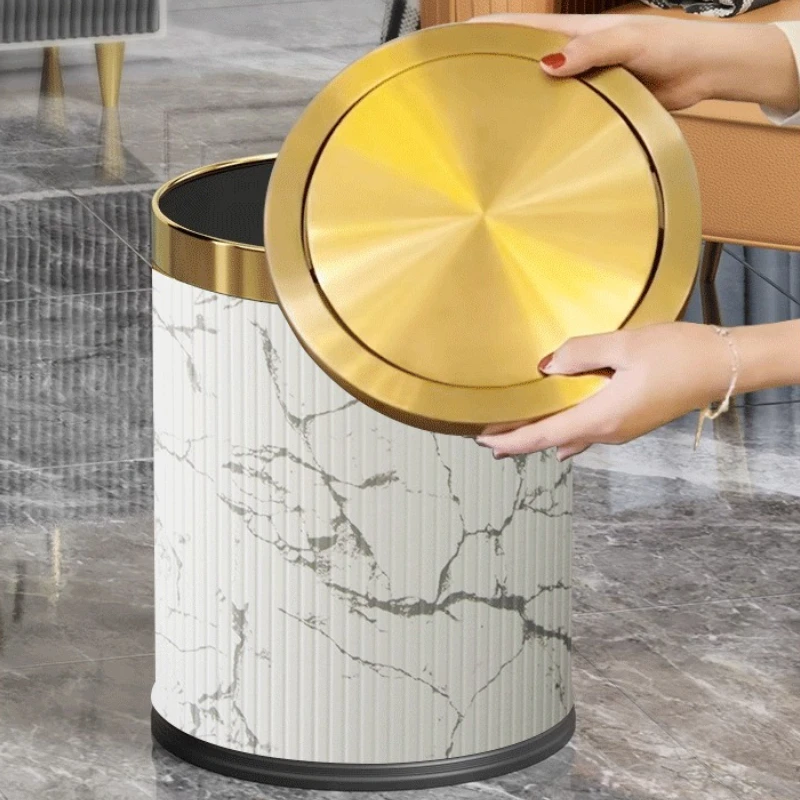 Metal Trash Can Large Capacity Swing Lid Trash Bin Creative Light Luxury Household Garbage Bins Cleaning Tools Accessories
