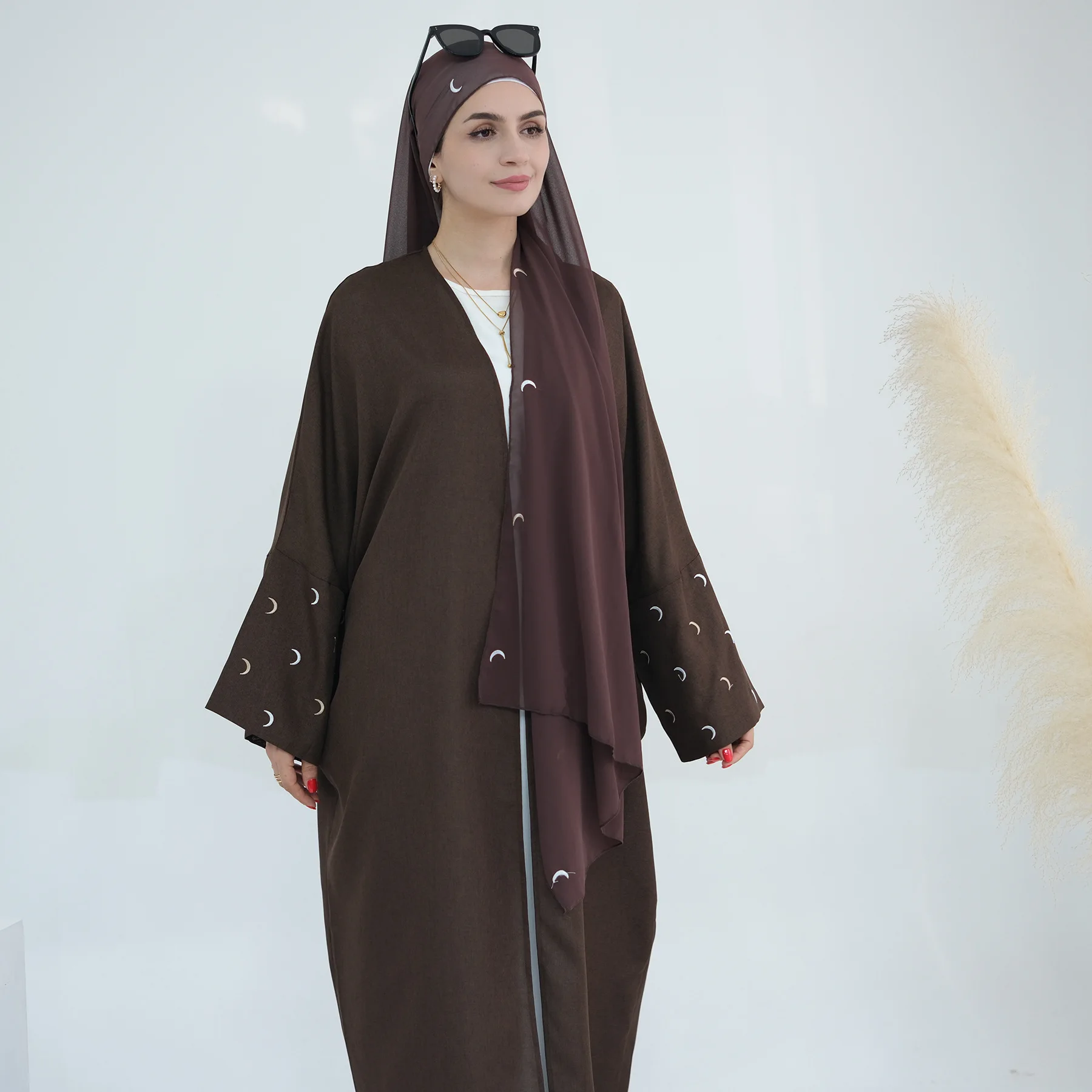 

Eid Kimono Cardigan Moon Emboridery Abayas Women Muslim Dress Turkey Dubai Open Abaya Islam Jalabiya Djellaba Robe Kaftan Kebaya