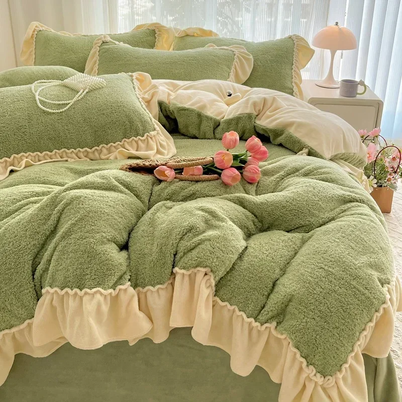 2025 teddy fleece winter new French milk fleece edging lace bed four-piece set