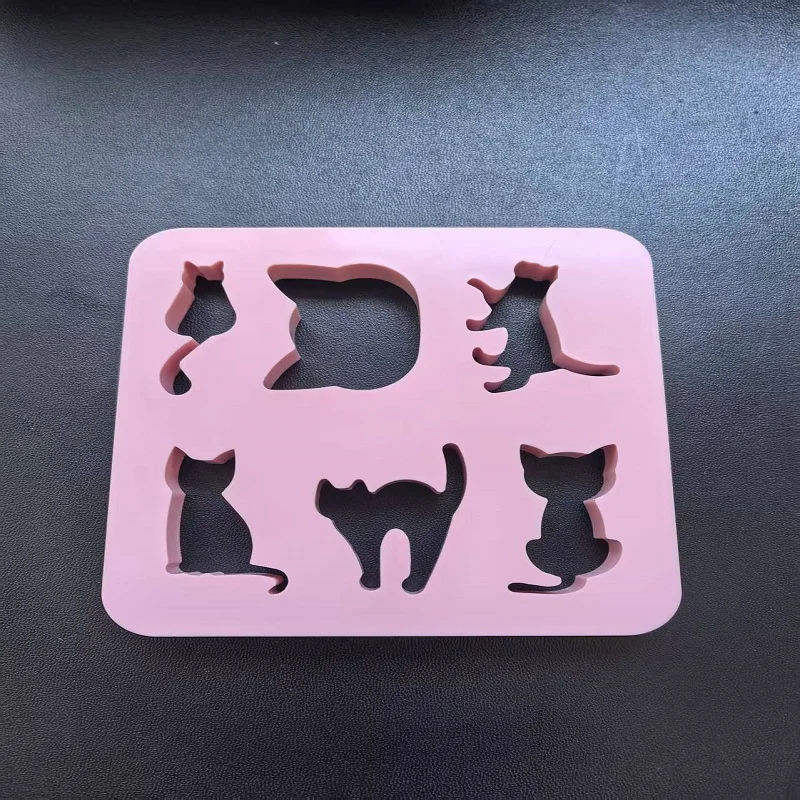 

Различные формы формы в форме кошки можно использовать для переворачивания аксессуаров для конфет, подвесных подвесок, цепочек для свитеров.