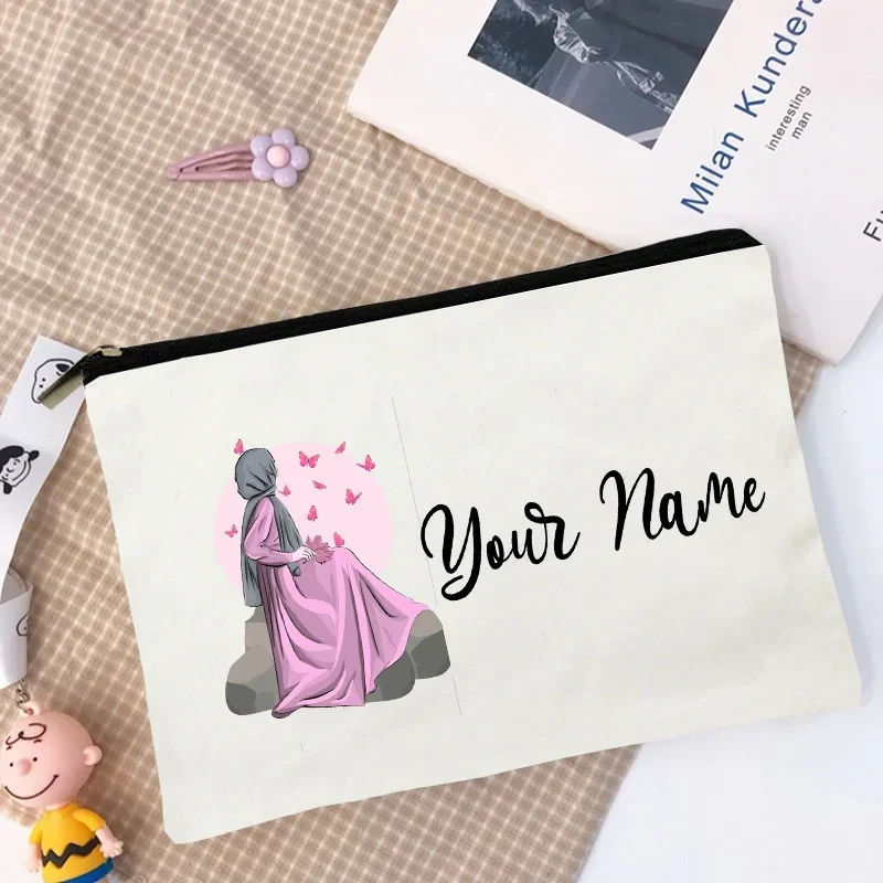 New Customized Name Makeup Bag White Women's Cartoon Character Print Handbag Simple and Casual Large Capacity Folding Wash Bag