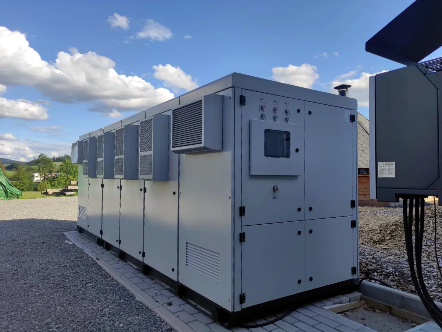 All-In-One 75kWh 150kWh 225kWh 300kWh Grid Forming Solar Battery for Commercial Industry Use