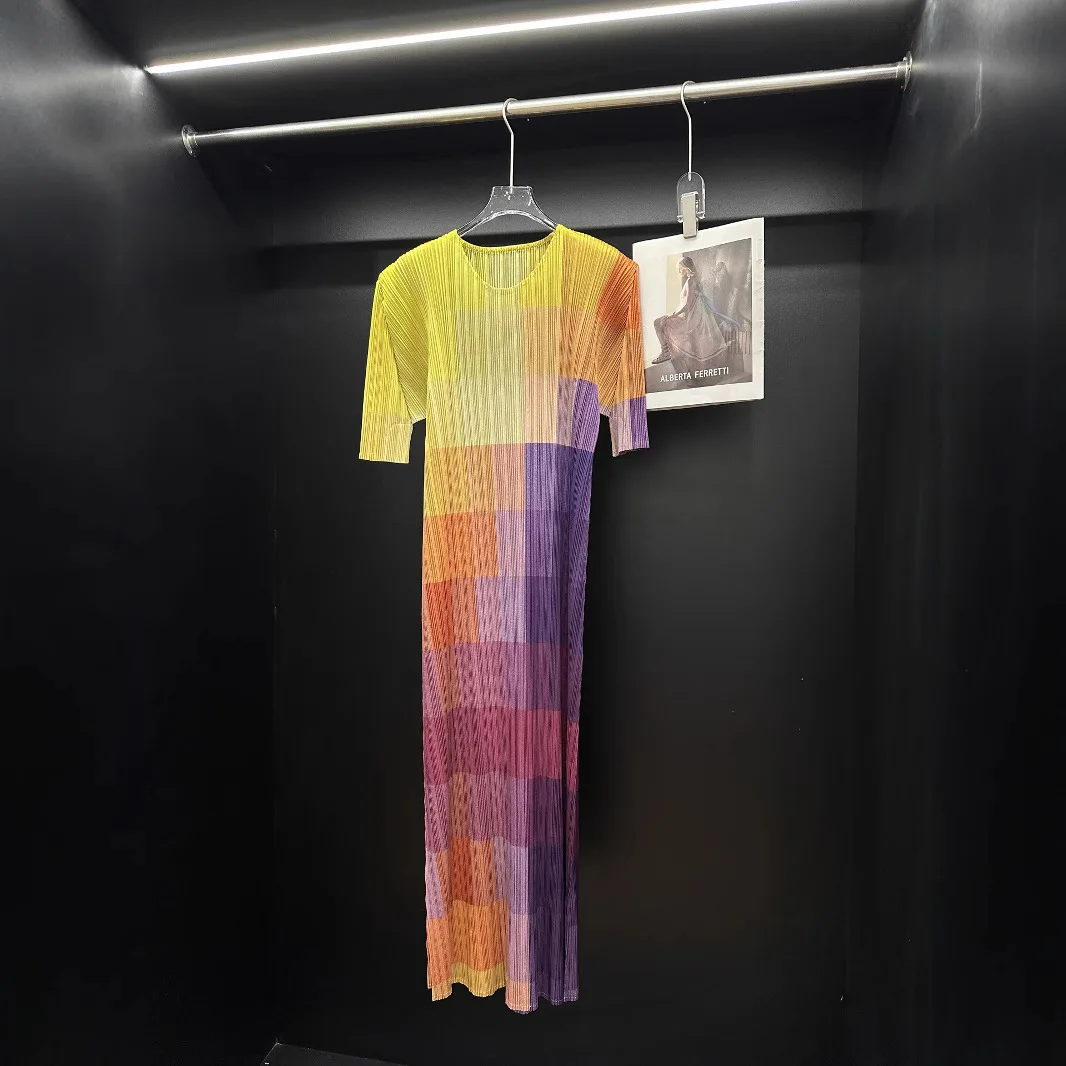 

Miyake Women Casual Dress Square Printed Round Neck Short Sleeve Loose Stretchy Design Fashion Elegant Dresses 2025 Summer New