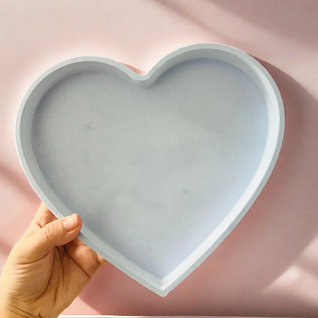 Big Heart-shaped Tray Concrete Mold Rose Storage Box Cement Candle Holder Trinkets Gypsum Dish Silicone Resin Molds Candlestick