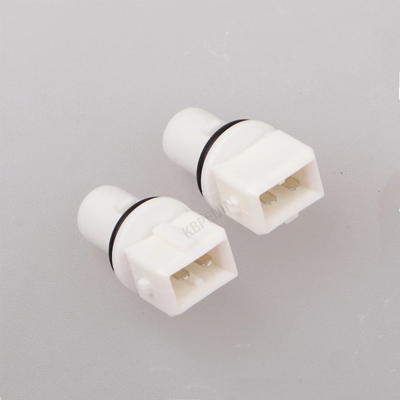 2Pcs F8RZ13K371AA For Toyota Yaris Peugeot Chana Ford Car Light T10 Bulb Lamp Holder Socket 2Pin Accessories