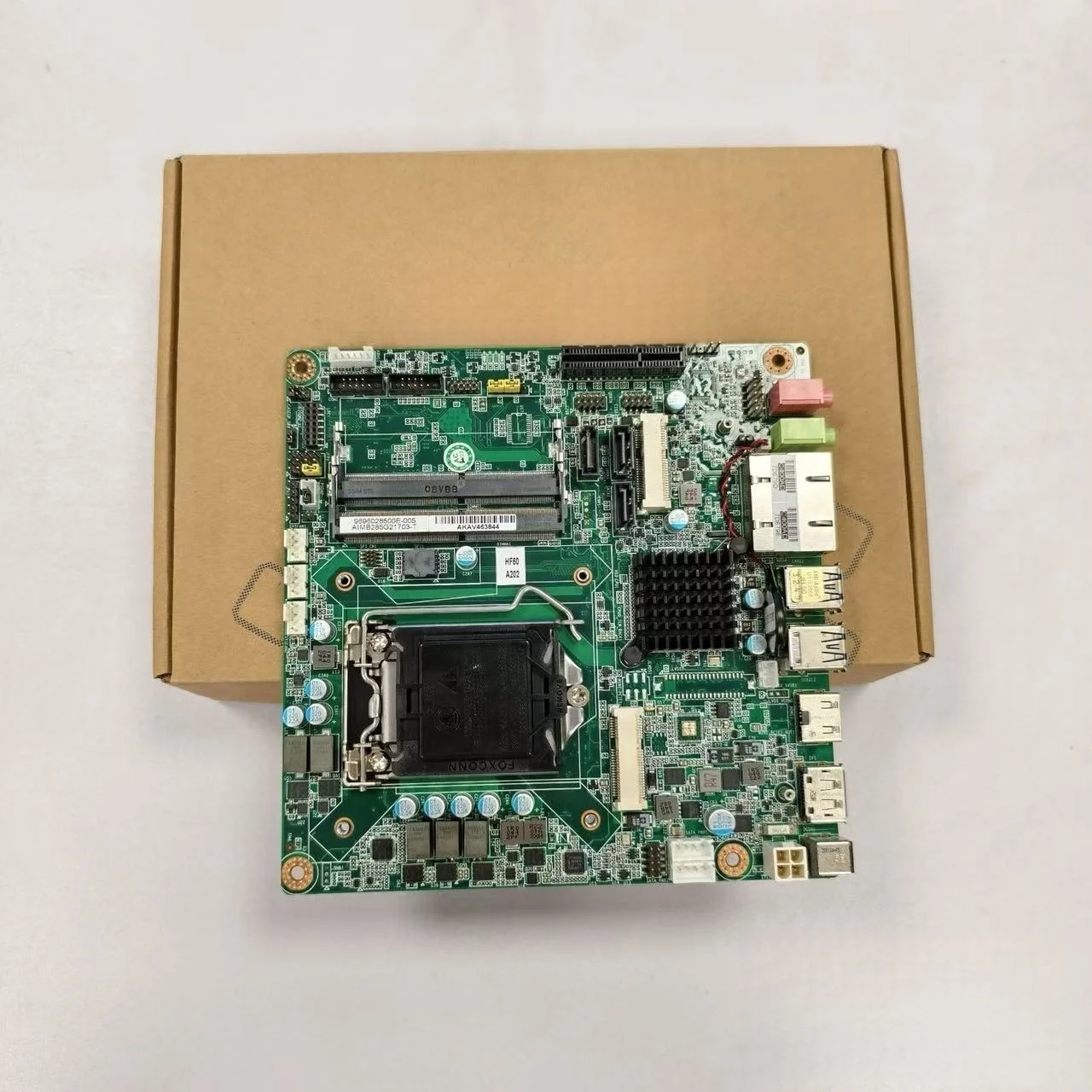 Advantech AIMB-285 Industrial Control Motherboard, AIMB285G21703-T，Rev.A1， Industrial ITX17 * 17 Small Motherboard!