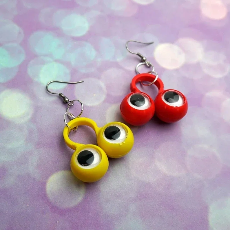 أقراط متذبذب كبيرة متذبذب للعين متوفرة باللون الأحمر والأصفر والأزرق ملتوي كيدكور أقراط مثلية رائعة هدية هاراجوكو