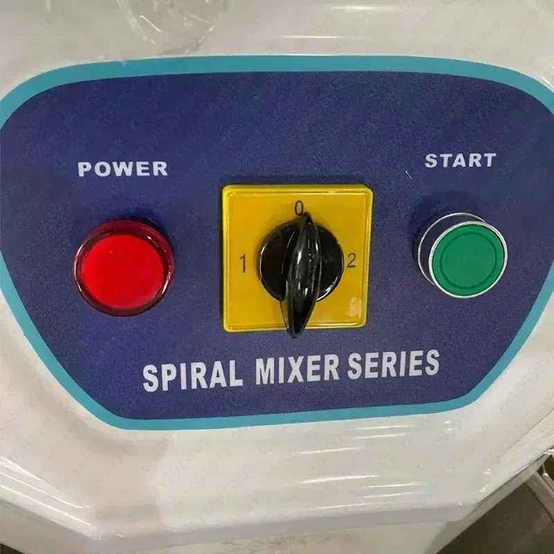 Professional Electric Dough Mixer with 20L Mixing Bowl, 1.6KW Power, 110V/220V Compatible, Suitable for Kitchen and Bakery