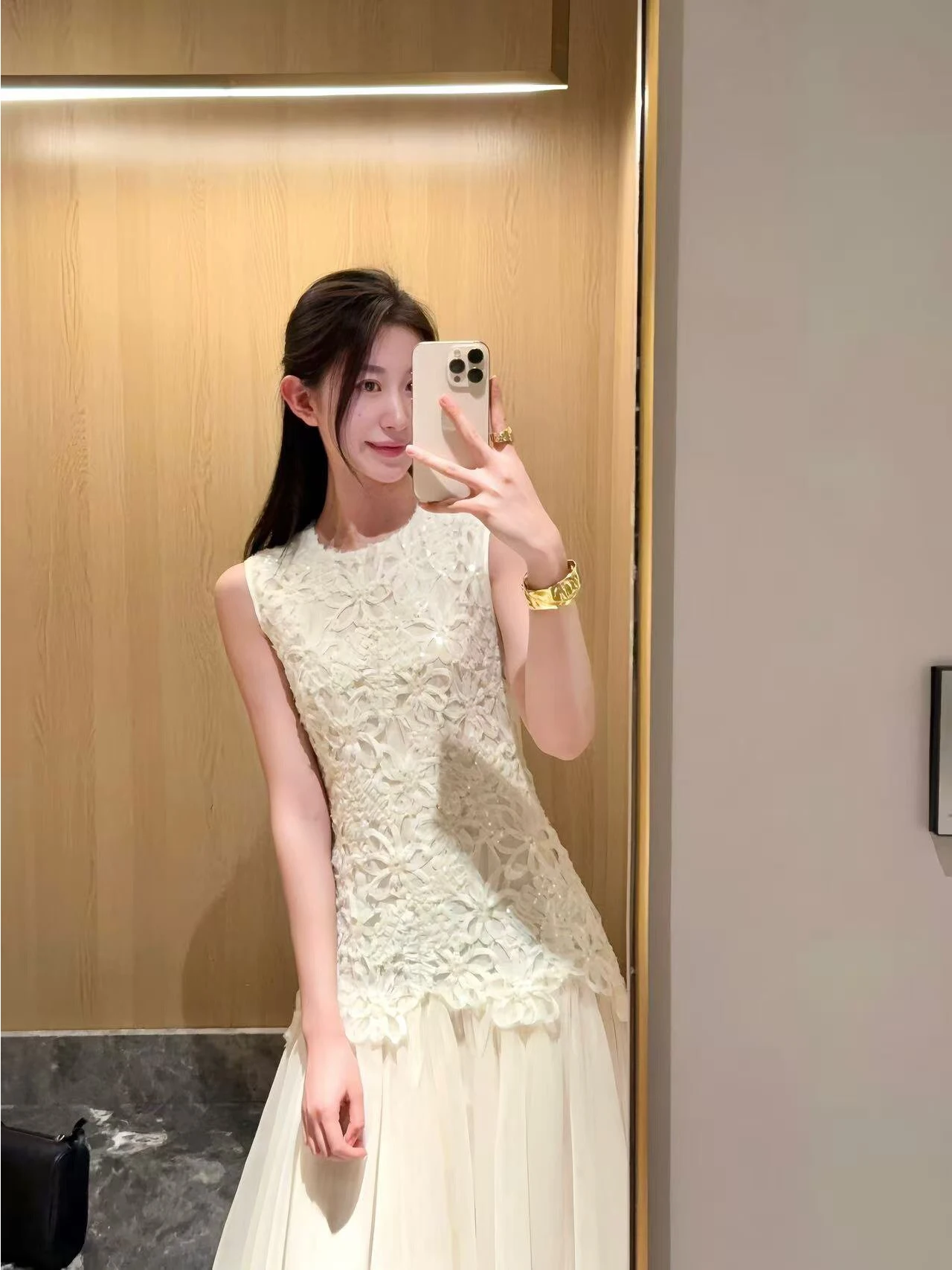 Elegant Sleeveless Vest Dress Women's High-End Lace Mesh Paneling Waist-Cinching Long Skirt A-Line Summer Daily round Neck