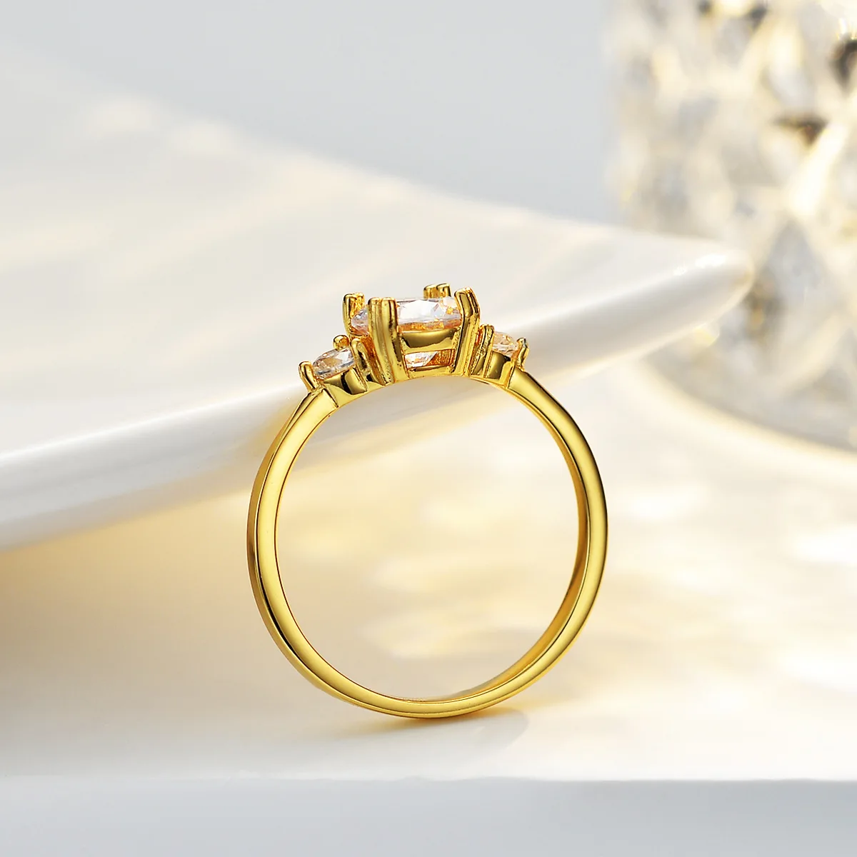 

Lumira 100% 18K Gold Ring Round 1-Carat 6.5MM Women's Ring with Moissanite Wedding Christmas Charm Fine Jewelry Gift