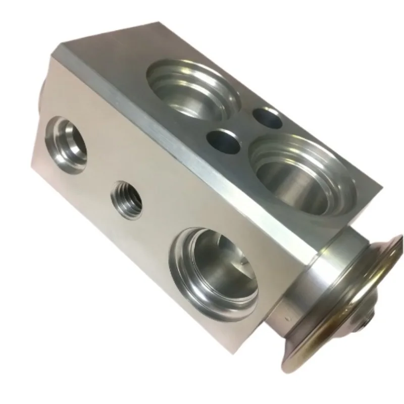 

100009850 1pc Air Conditioning Expansion Valve Thermal Expansion Valve for Qoros 3