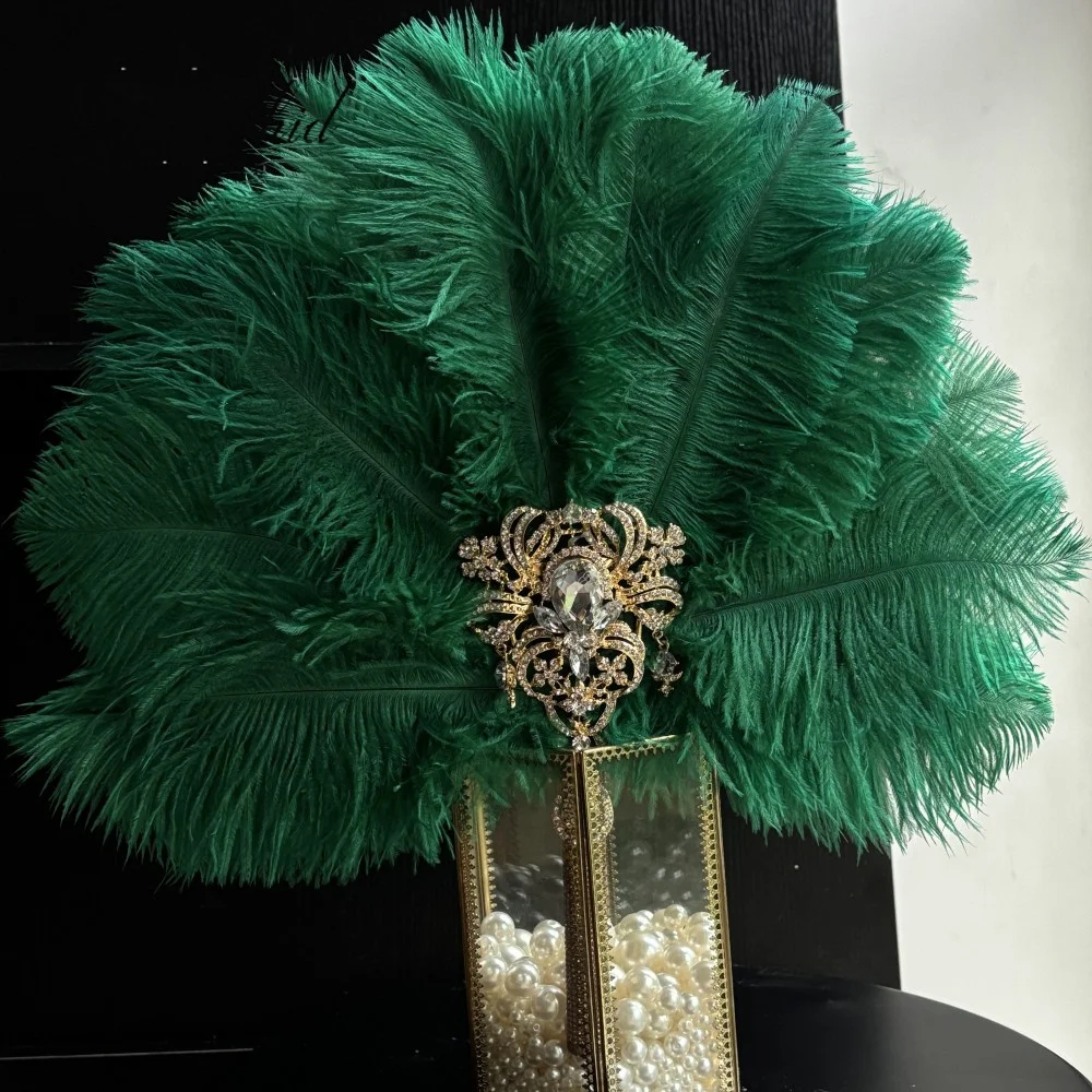 

PEORCHID Gold Green Bridal Feather Fan Crystals Luxury Bouquet De Mariée Gatsby 1902s Brooch Wedding Bouquet Hand Fan Decoration