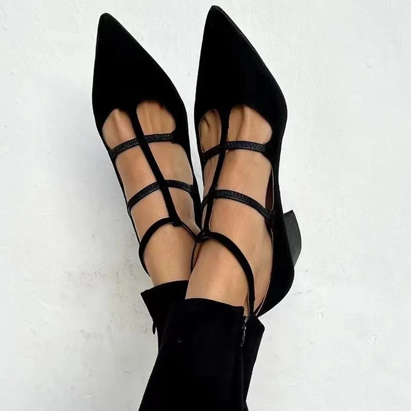 Spring/Summer 2026 New Product Fashion Pointed-Toe 40-43 Size Large Women's Low-Heel Buttoned Simple Single Sandal Women's Style