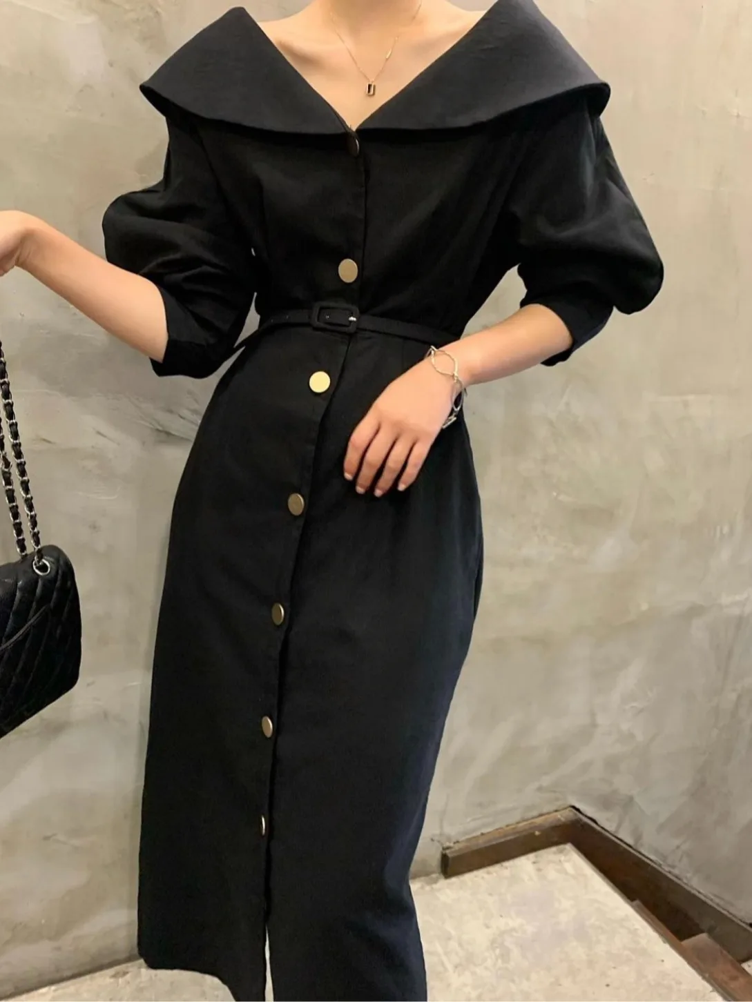 

Ele Long Dr with Bubble Sves Metal Single Button Waist Cinching Chic Collar Slimming Effect Metal Button Closure