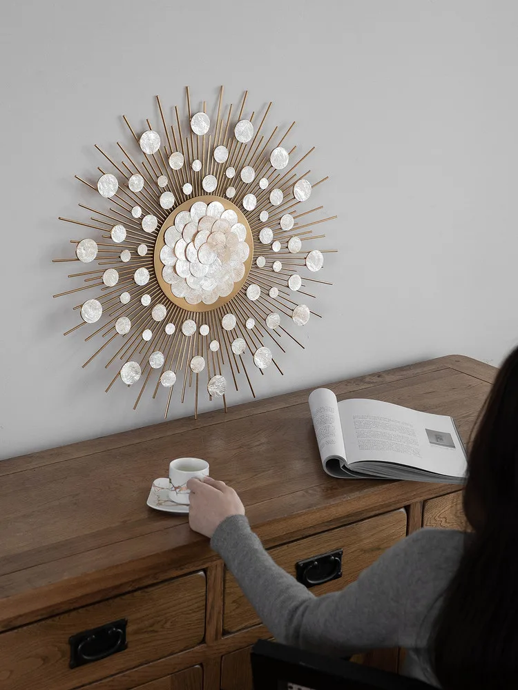 Modern Luxury Sun Shape Wall Decor Golden Metal and Mother Of Pearl Wall Hanging For Interior Living Room Decoration