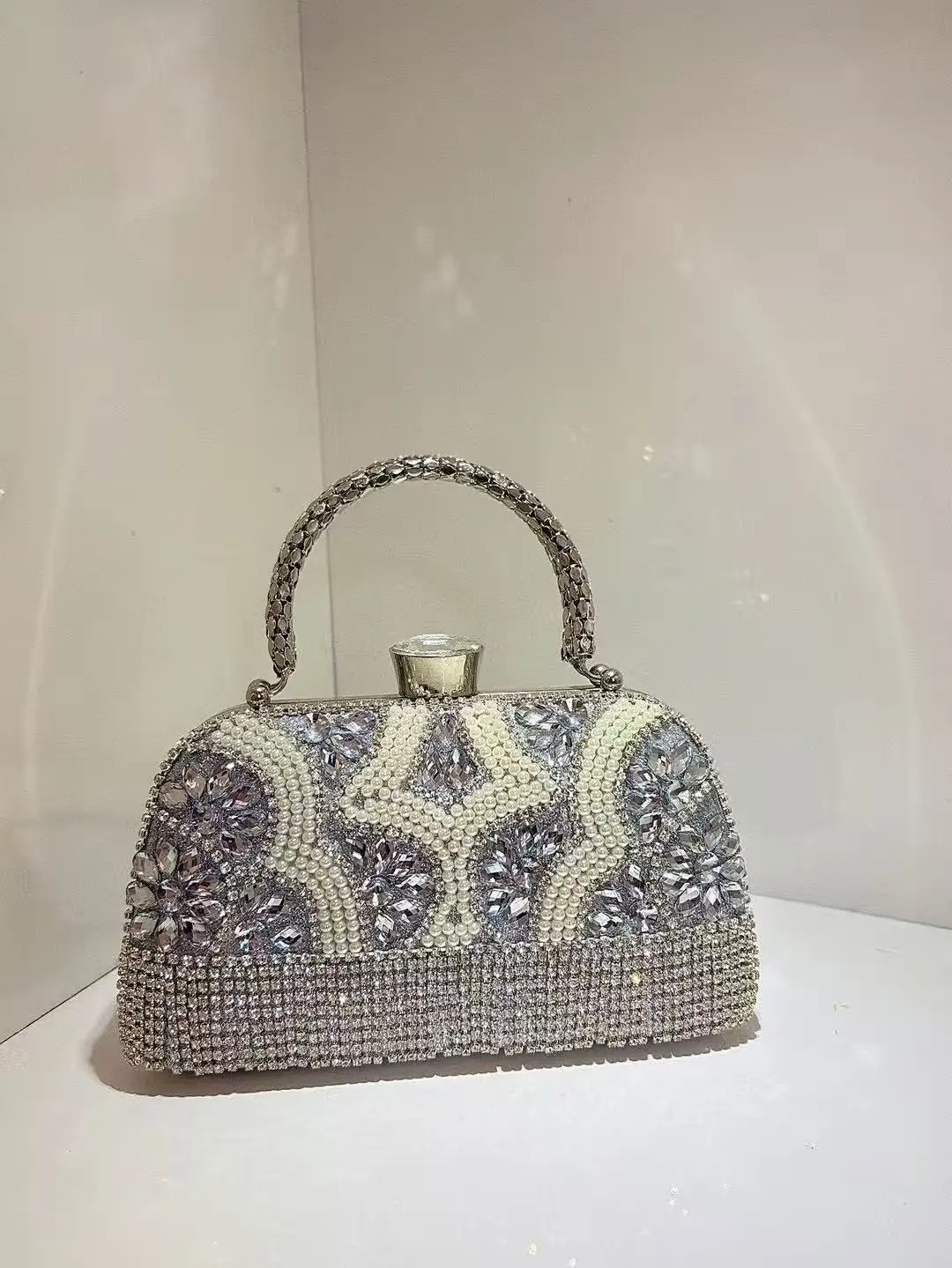 

Fashion Pearl Beaded Women Handbag Glitter Rhinestones Diamond Tassel Evening Bag Wedding Party Clutch Purse Luxury Shoulder Bag