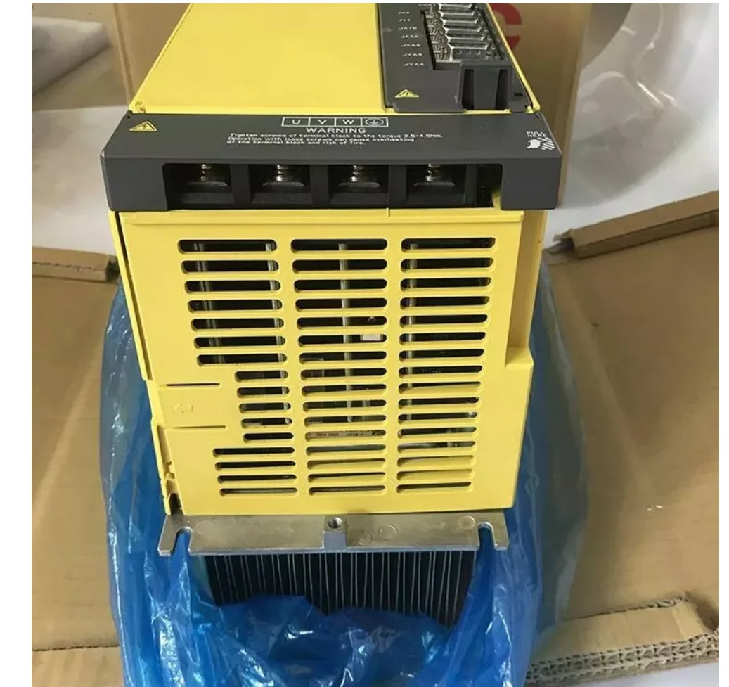 A06B-6141-H022 # H580 مضخم محرك سيرفو جديد Fanuc ضمان لمدة 12 شهرًا A06B 6141 H022 #3