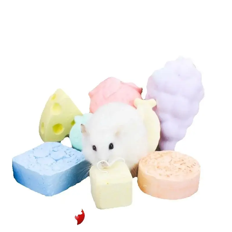 1PC Pet Hamster Molar Stone Toys Mineral Teeth Grinding Stone Totoro Rabbit Dutch Rat Molar Stone Cube Hang Molar Stone Chew Toy