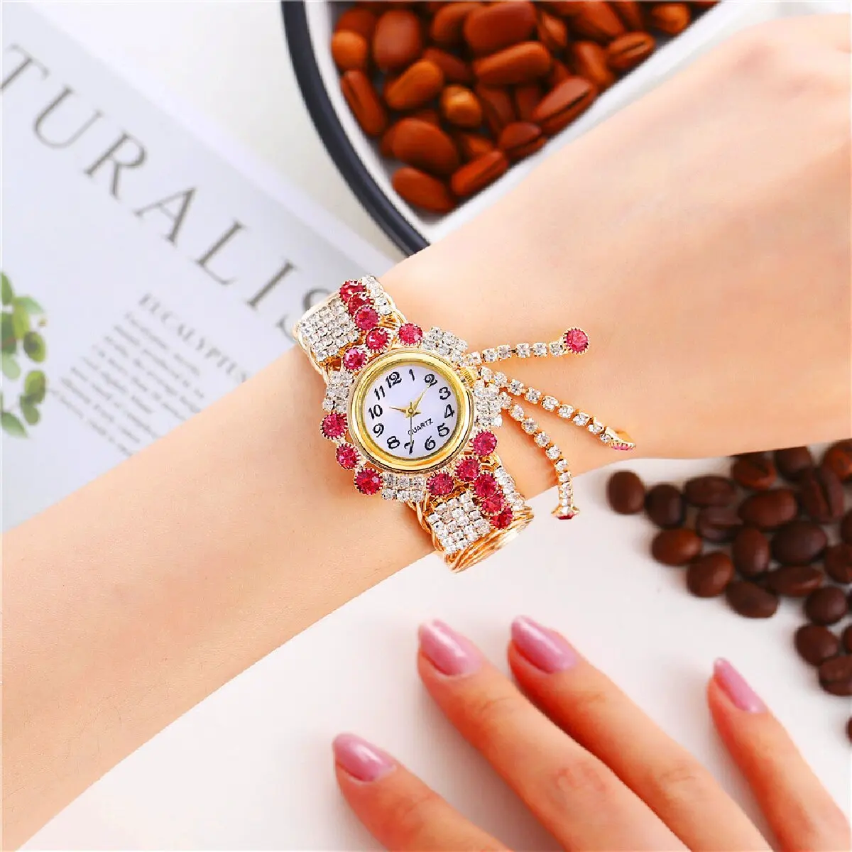 Reloj de pulsera de cuarzo con borla creativa para mujer, reloj de moda de aleación de diamante completo, edición para mujer