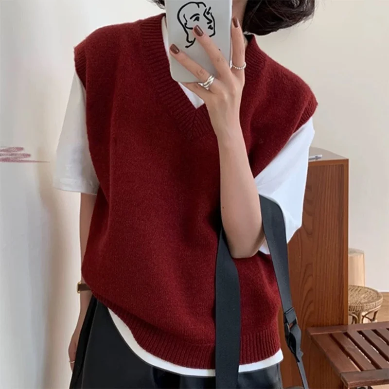 

Loose V-Neck Sweater Vest for Women Fashion Sleeveless Knitted Vest Woman 2025 Spring Autumn Solid Color Pullovers Female