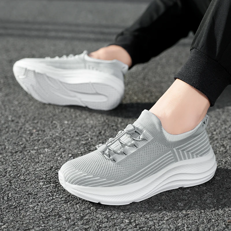 

Spring summer solid low-top men's casual shoes, lightweight breathable flats for jogging and commuting