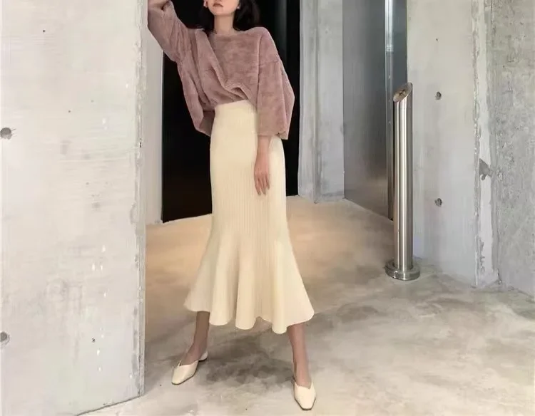 Korean Version Solid Color Slim-fit Long Fishtail Half Body Skirt, Women's Autumn and Winter New High Waist Package Hip Skirt