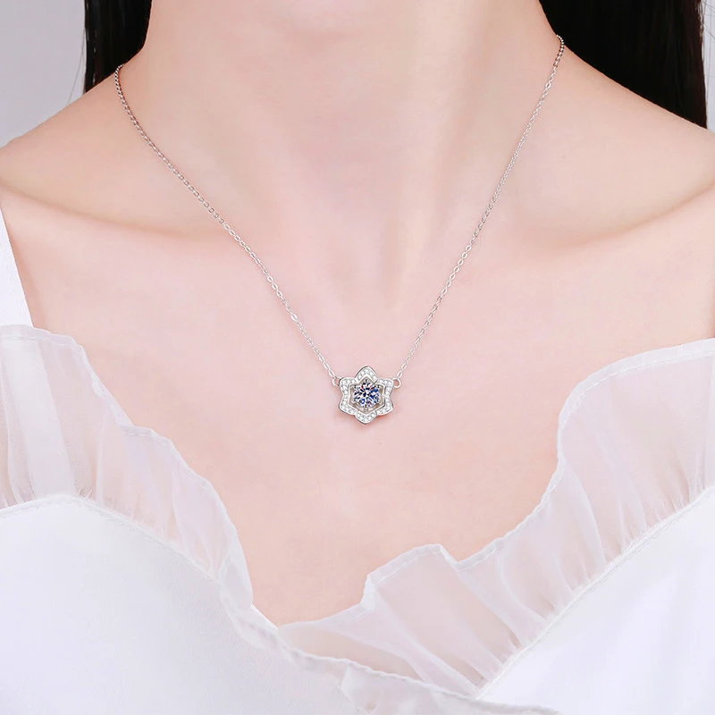 Kalung Liontin Bunga Matahari Moissanite Bersertifikat SEMNI 1.0CT untuk Wanita dan Gadis, Perak Sterling 925, Permata Cinta Berlian Imitasi