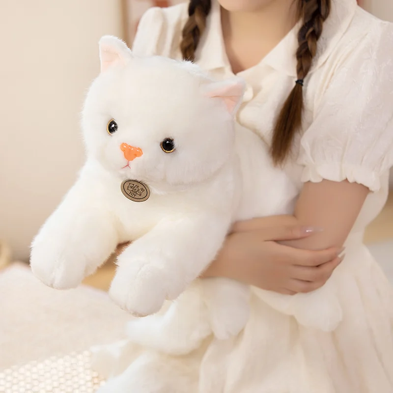 Juguete de peluche de gato blanco nuevo de 28-45cm, Animal relleno suave, gatito vestido, gato persa realista con capa de campanas, regalo para niñas