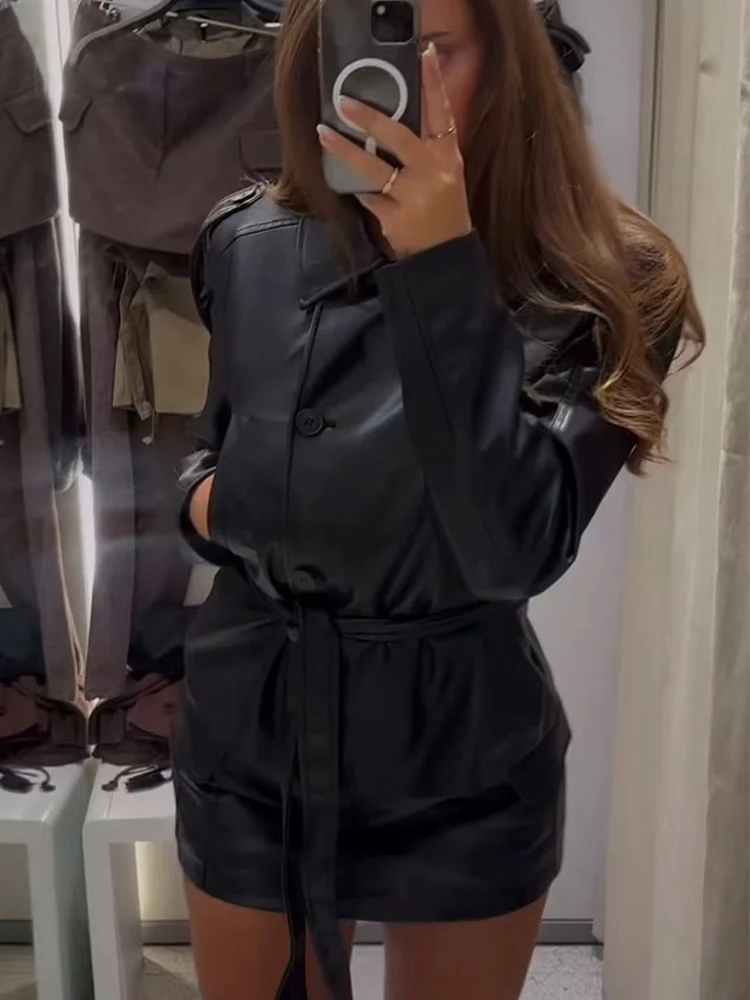 TFMLN Vrouwen Nieuwe Mode Imitatie Leren Jas Retro Lange Mouw Riem Jas Jas Casual Revers Button Up PU Bovenkleding Herfst