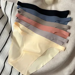 1PC Seamless Panties Ultra-thin Thongs Women Ice Silk Underwear Sports Panty Low Waist G-string Female Soft Solid Tangas