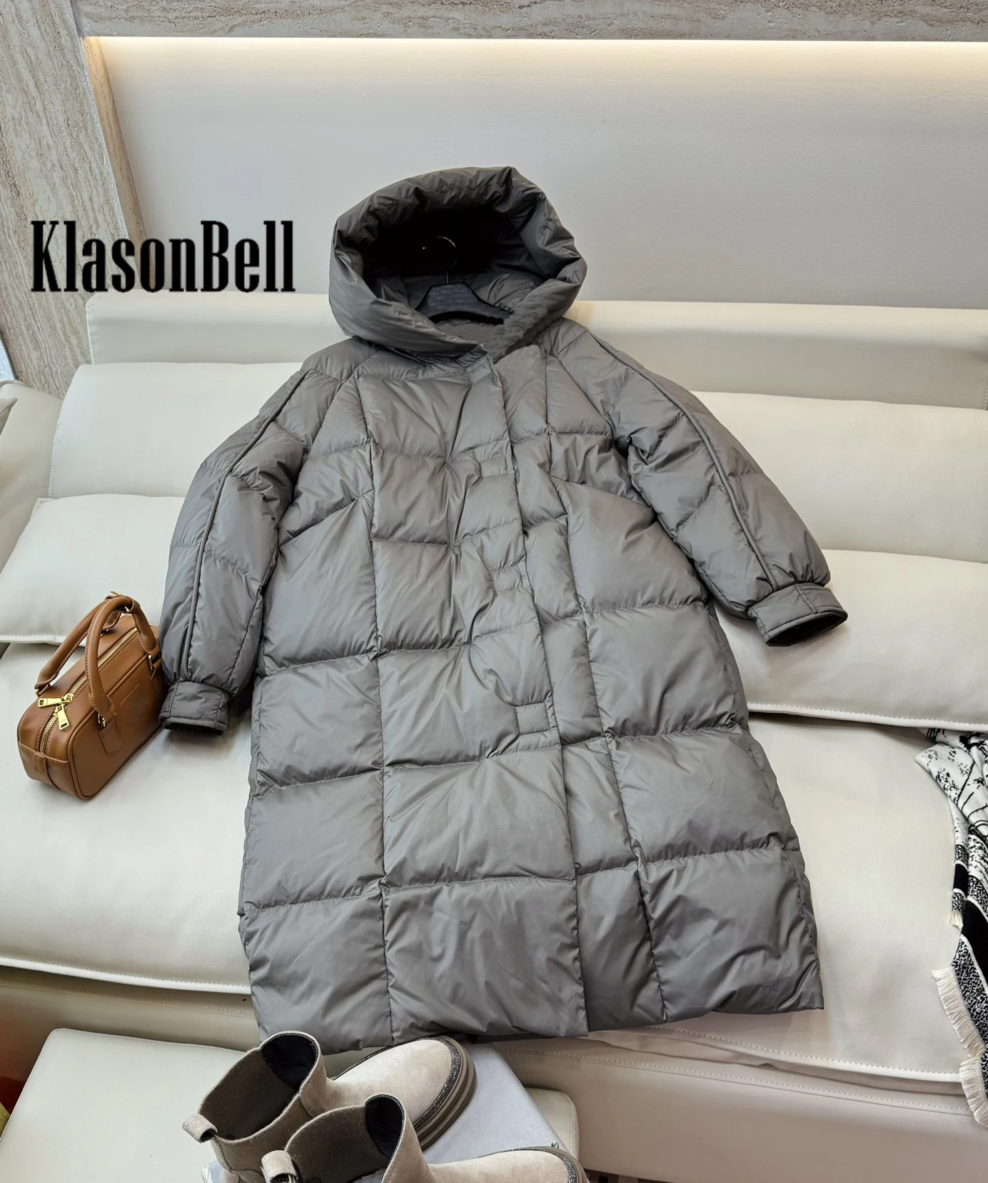 8.28 KlasonBell-Women\'s Temperament Hooded Fashion Keep Warm Thick Goose Down Outerwear Double Zipper Loose Down Jacket