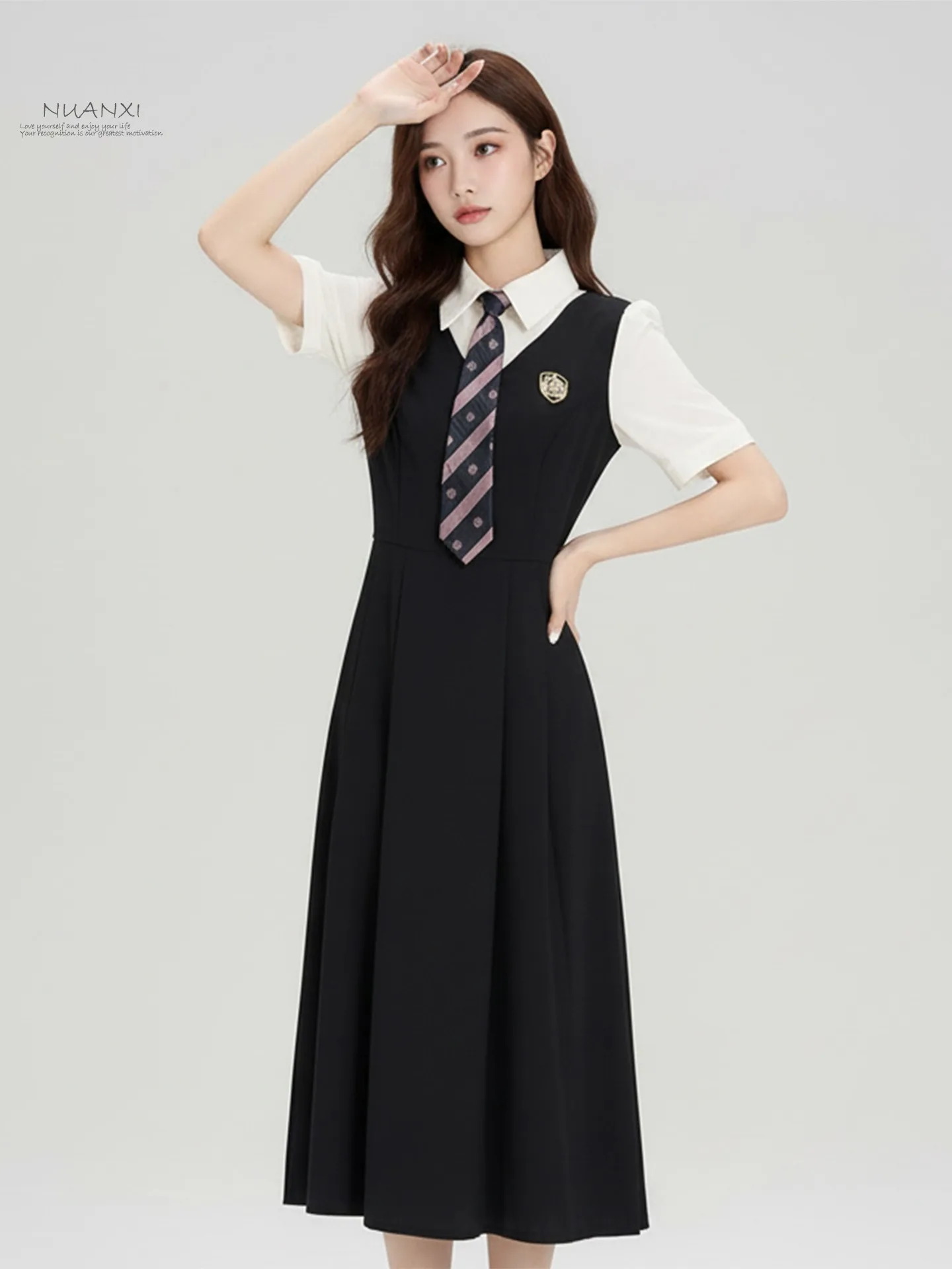 

Черное платье-обманка с коротким рукавом и завышенной талией Nuanxi 2026: Весенний колледж-стиль для работы и собеседований, женское платье