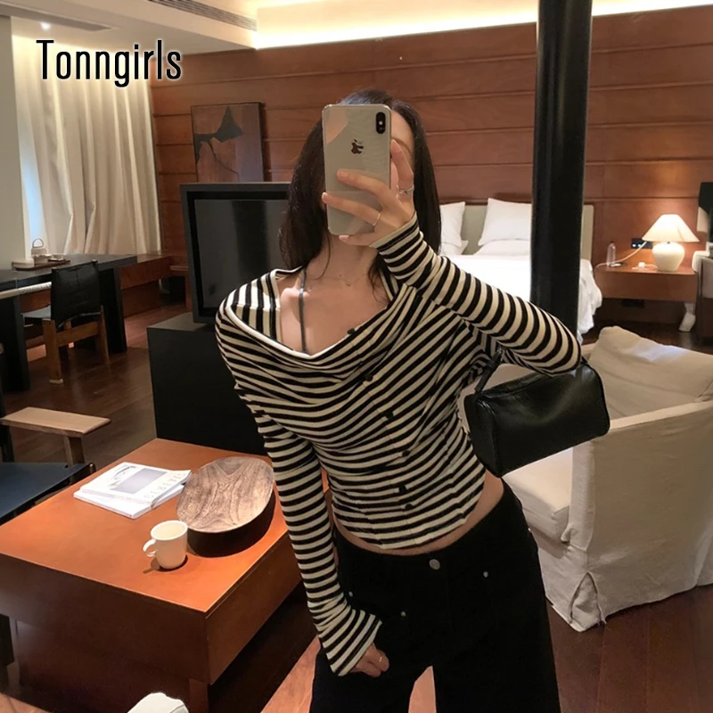 

Tonngirls Y2k Fairycore T-shirt Women Off Shoulder Striped Tee Tops Japanese 2000s Grunge Tops Streetwear Korean Style Tshirts