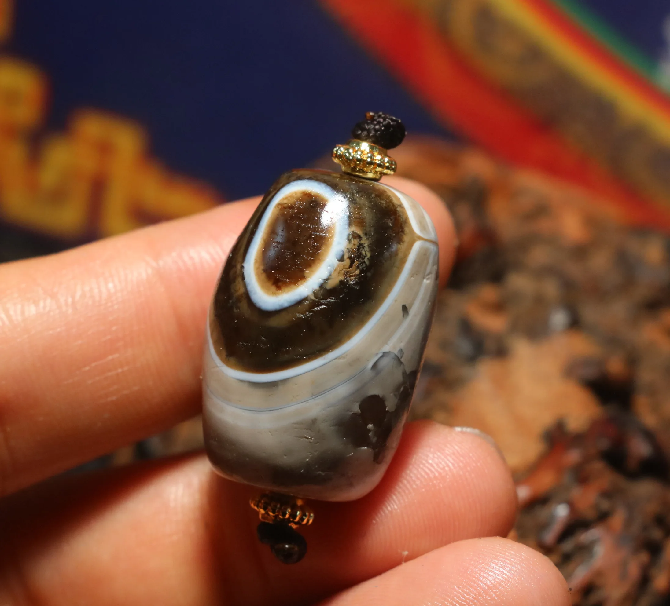 

AL Ultra Energy Tibetan Old Agate Full Natural Silkworm Lines Eyed Big Rich dZi Bead Pendant Amulet Big Treasure Timestown ZCT