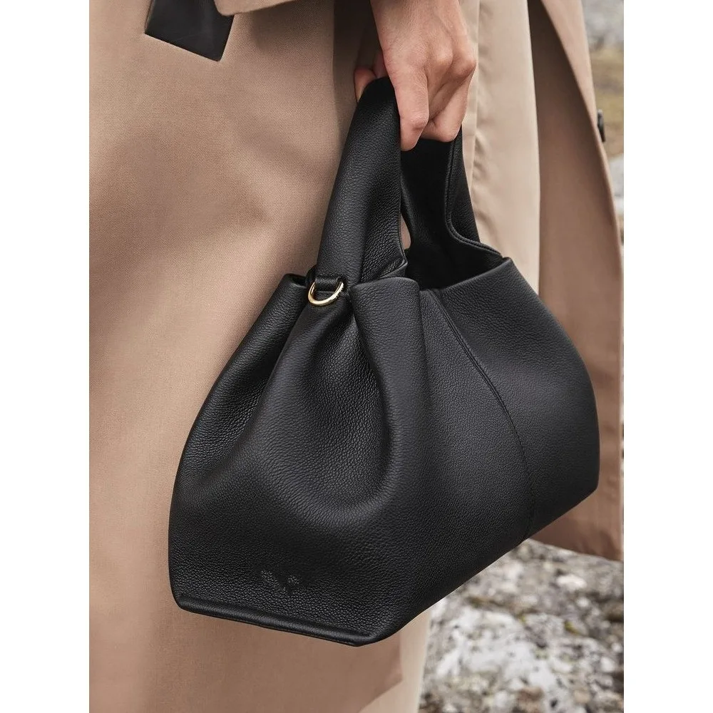 New Fashion Large Leather Shoulder Bag for Women Designer Winter Simple Solid Color Dumplings High Capacity Tote Bags Handbags