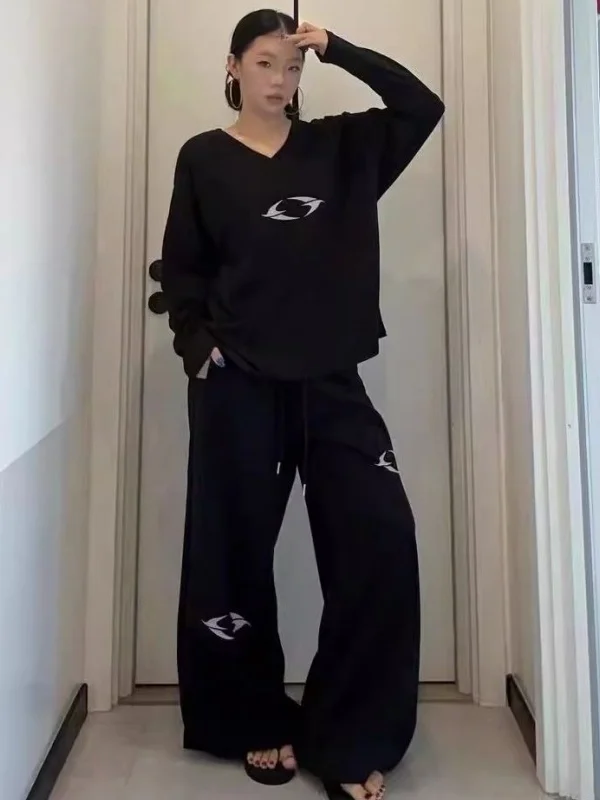 

Мужской спортивный костюм большого размера: футболка с длинным рукавом и V-образным вырезом, широкие брюки, комплект из двух предметов, удобный, из смесового хлопка