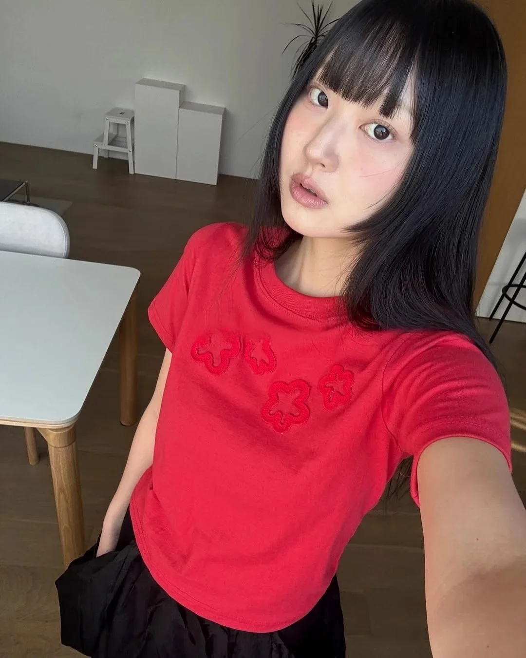 Y2k Leisure Fashion Harajuku Gothic Summer Cute Four Small Flower Patch Slim Fit Short Sleeved T-shirt Top Emo Women Clothing