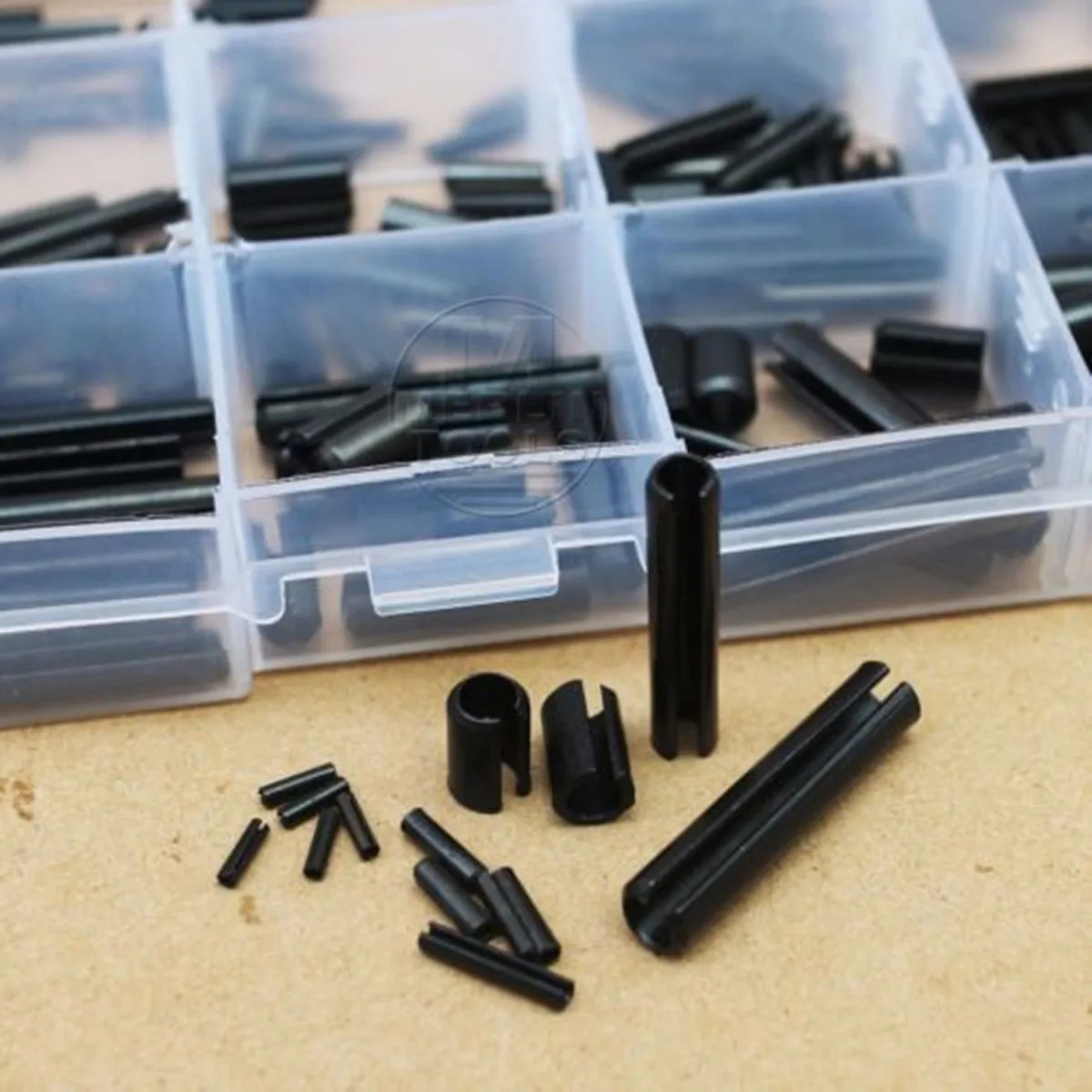 260Pcs 30 Kinds of Steel Split Spring Dowel Tension Roll Pins 1.5 - 6mm Kit