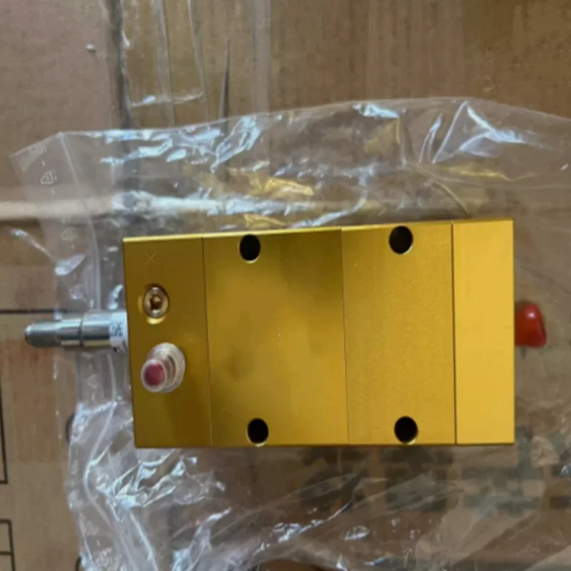 العلامة التجارية الجديدة الأصلي صمام التحكم الاتجاهي الكهرومغناطيسي E341L21 D3W4CNJP30 D3W004CNJW