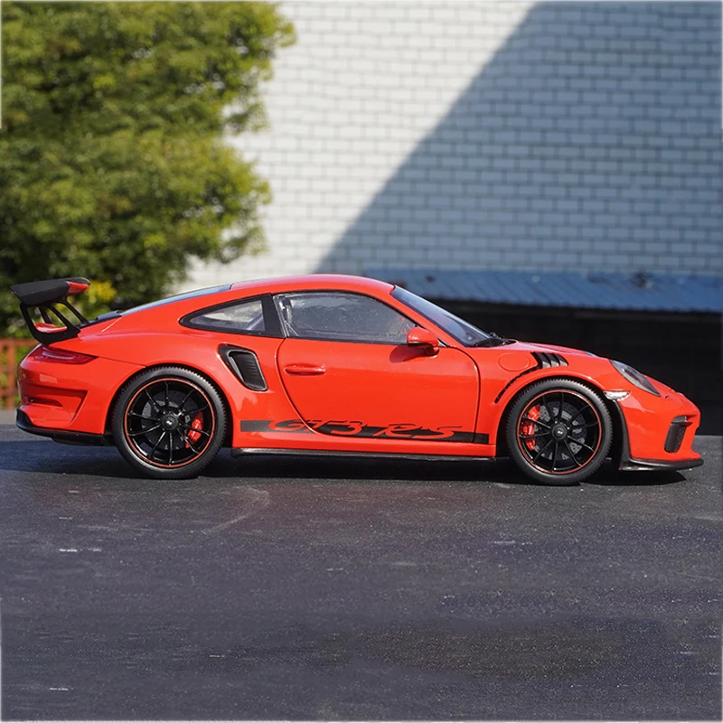 รถรุ่น 1:18 GTA 911 GT3 RS Alloy Die-Casting จําลองโลหะคอลเลกชันรถสําหรับคอลเลกชัน,จอแสดงผลและ Gifting