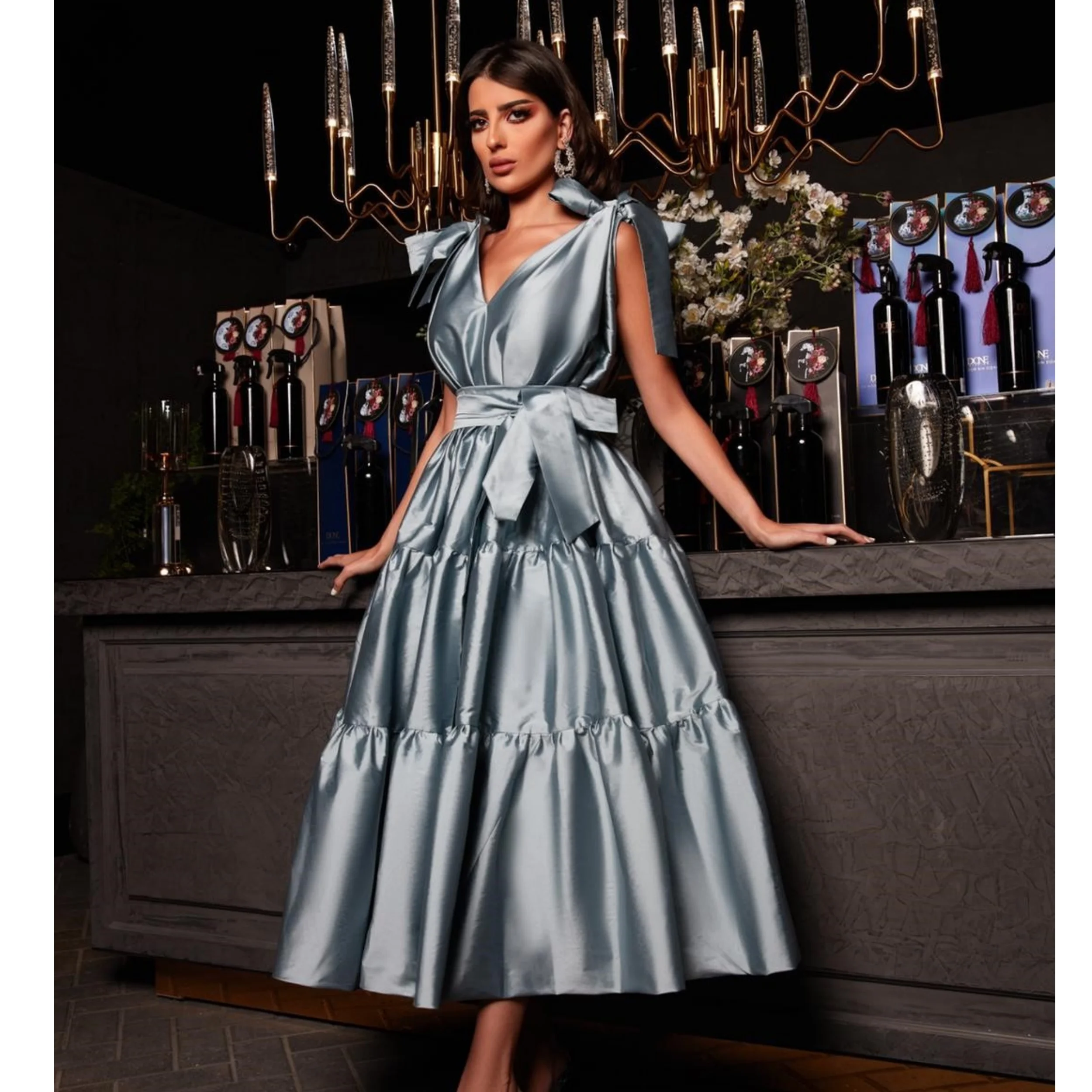 シンプルなマーメイドラインの女性用イブニングドレス、スイートハートネック、ビーズ刺繍入りノースリーブ、カスタムメイドの床丈スリット入りプロムドレス