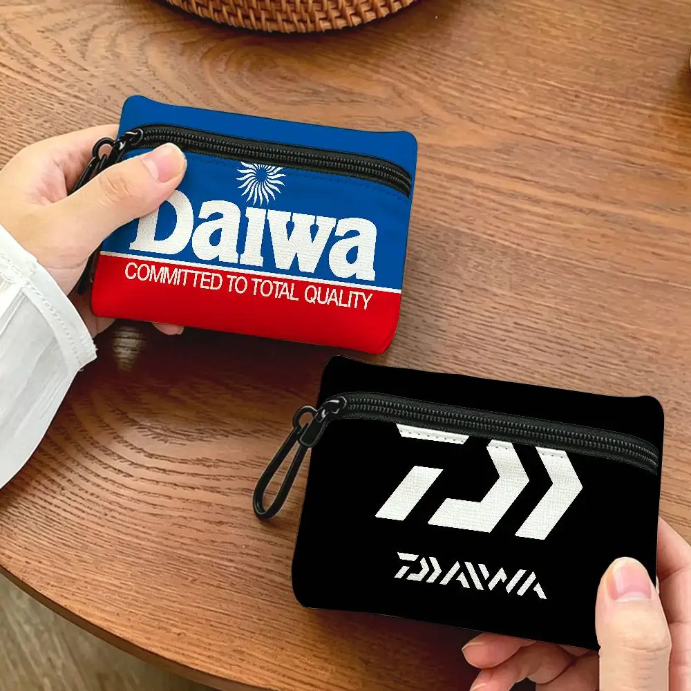 Fashion D-Daiwa Fishing Portable Oxford Cloth Coin Purse Alloy Carabiner Hook Small Zipper Pouch For Backpack Belt Daily
