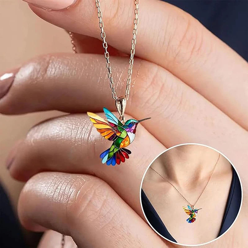 Fashion Colorful Hummingbird Necklace for Women Exquisite Alloy Jewelry Anniversary Gifts for Loved Ones