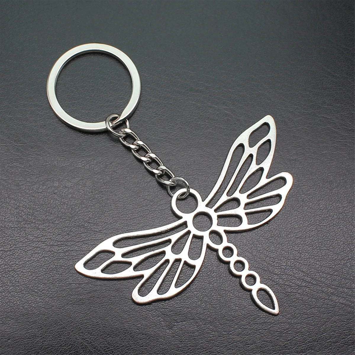Sejuani Bee Butterfly Accesories Car Keychain Jewelry For Men Handmade 28mm Ring Size
