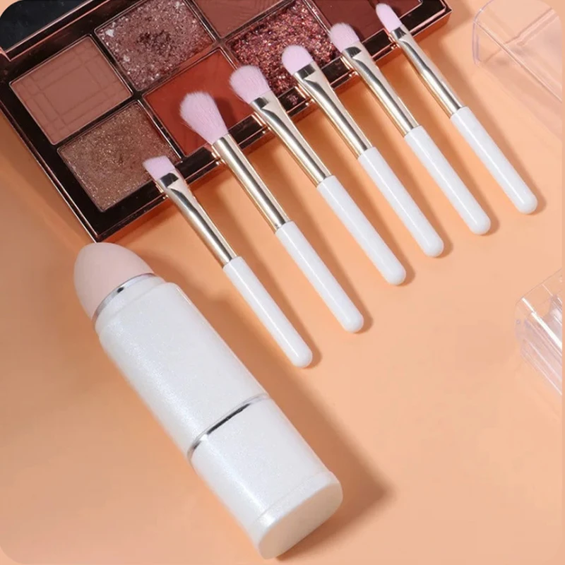 แปรงแต่งหน้าแบบยืดหดได้ 8 ชิ้น ขนแปรงนุ่มฟู สำหรับรองพื้น บลัชออน แป้ง อายแชโดว์ เครื่องมือแต่งหน้า
