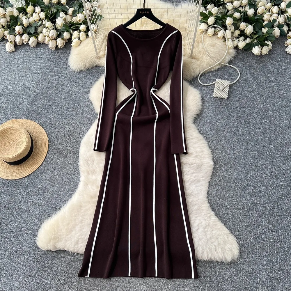 YuooMuoo Dresses 2025 Woman French Style Luxury Patchwork Knitted One Piece Dress Autumn Winter Lady Long Sleeve Maxi Dress