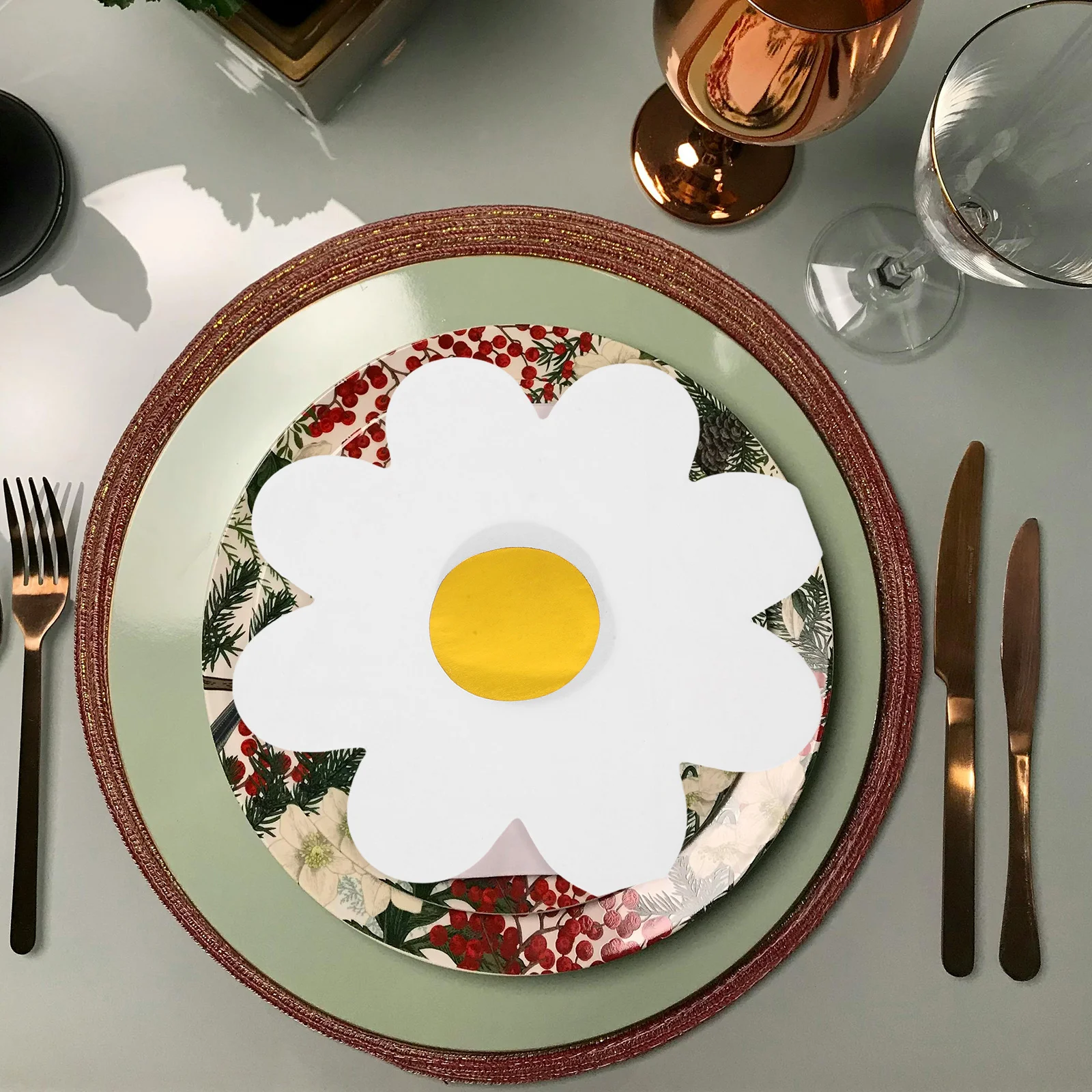 مناديل ديزي المزخرفة 40 ورقة من مستلزمات حفلات الزهور لأعياد الميلاد وأعياد الميلاد وحفلات الزفاف وأدوات المائدة والحديقة الاحتفالية