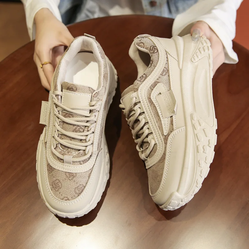 

New fashionable, trendy and versatile casual shoes, round toe thick-soled height-increasing casual sports shoes, dad shoes