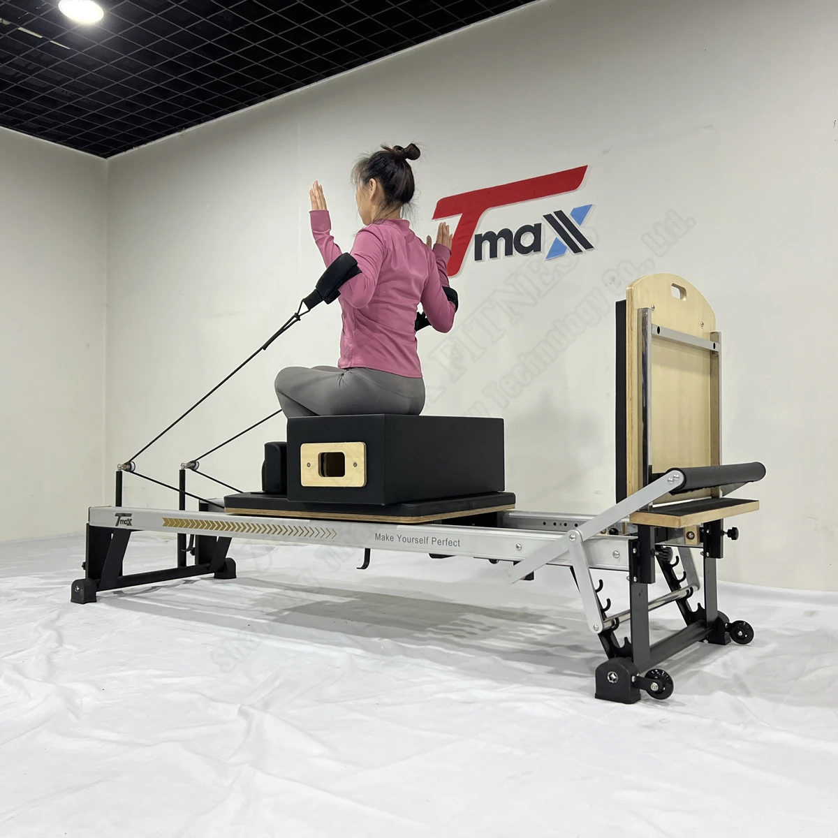 Tmax رائجة البيع اللياقة البدنية بيلاتيس الألومنيوم بيلاتيس السرير بيع التدريب المصلح المهنية الألومنيوم المصلح بيلاتيس لصالة الألعاب الرياضية